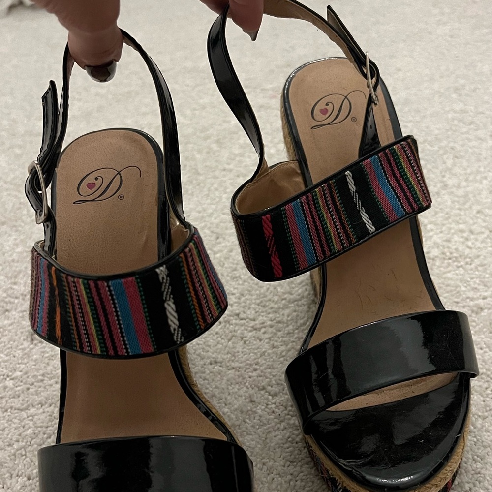 WEDGES - Picture 5 of 5